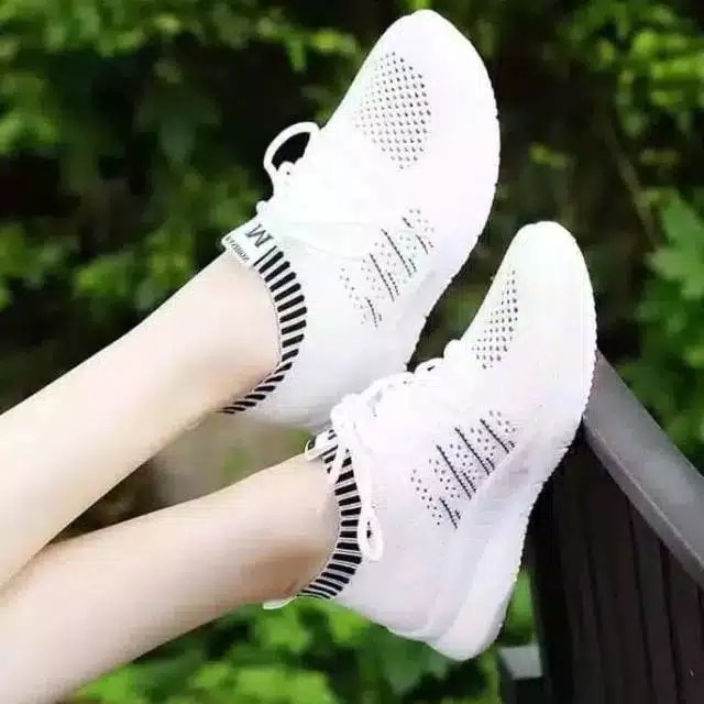 Sedia Sepatu Sandal Wanita Terbaru Harga Promo Special