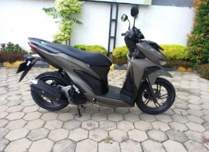 Jual Cepat Motor Bekas Honda Vario 2019 Bagus Mulus di Semarang